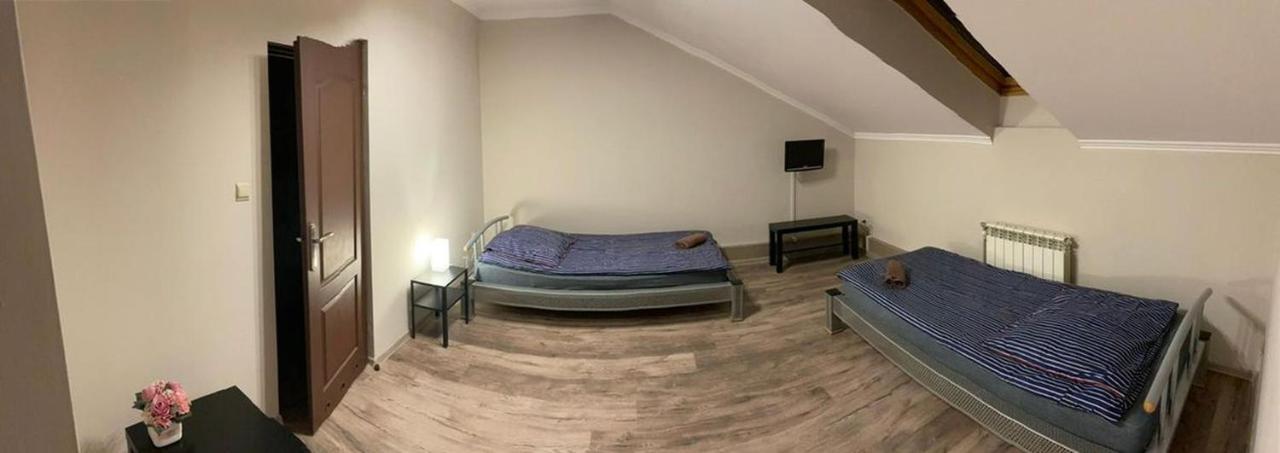 Europa Bed & Breakfast Koscielec Bagian luar foto